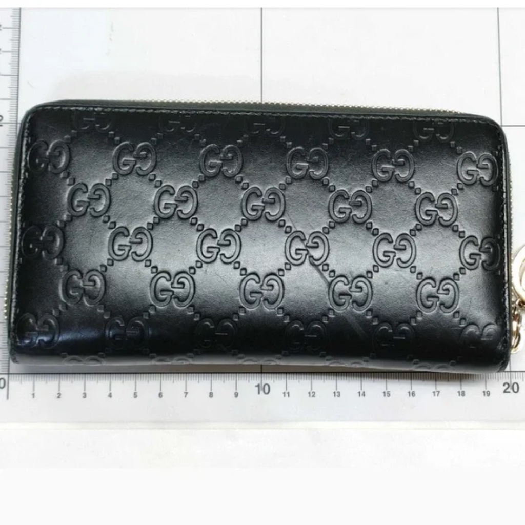 Gucci Used Sima Emboseed Black Zippy *Pre-Loved